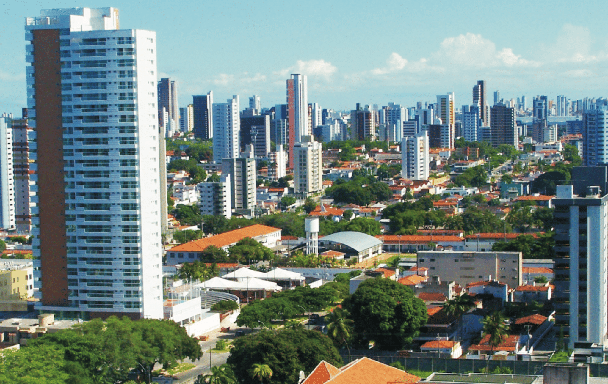 Tirol. O bairro de Tirol é considerado como uma das regiões que apresentam maior desenvolvimento humano em Natal